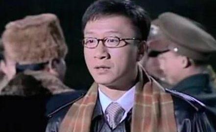《潜伏》结局中，吴敬中为什么坚持带着余则成走？原因不简单！