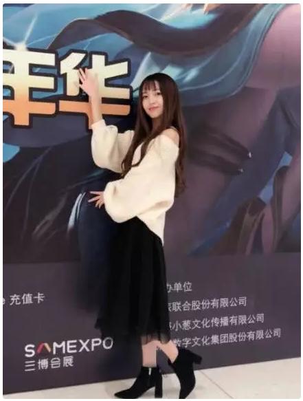 虎牙全明星赛打得太凶残了,这位女主播疯狂31杀,网友却这样说