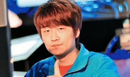 dota2前世界冠军咆哮天尊rotk入驻斗鱼?与胖头鱼yyf两分天下