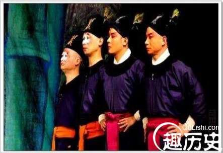 古代衙门的职位设定,衙役是感觉是最惨的,跟平民都不如。!