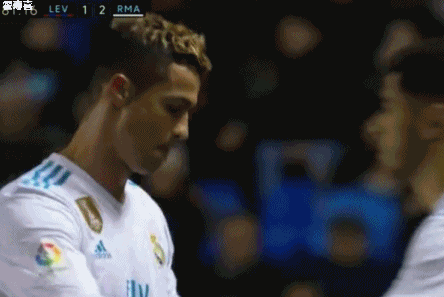 不是屡屡浪射,也非被换下时表不满|c罗|齐达内|马塞洛_新浪新闻