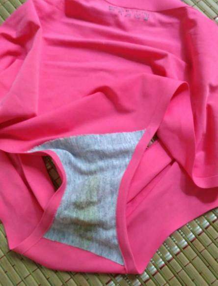 一旦内裤洗错了就容易得妇科病正确清洗方法你真的知道吗