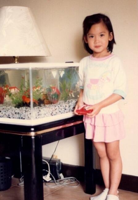 陈若仪童年时候近照网友难怪能够迷倒林志颖