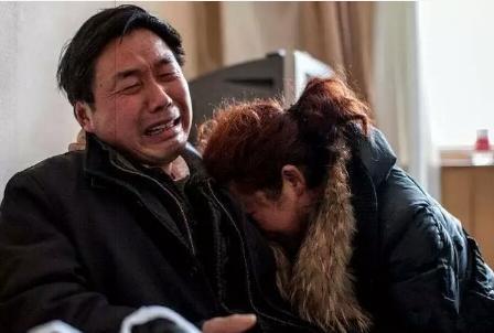 50岁高龄"婆婆"赌气生二胎, 孩子出生, 媳妇摔门而出闹离婚