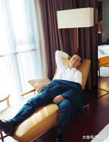 中年大叔张嘉译家满满烟火气息 李小冉豪宅演绎现实版美好生活