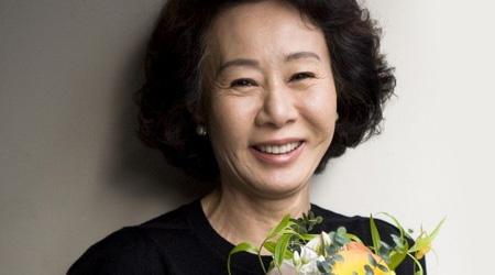 《澡堂老板家的男人们》23年了:二儿子去世,她女儿美,她们幸福