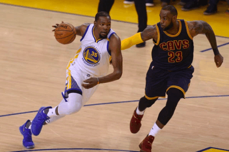 科尔教练高度评价詹姆斯, 拿乔丹、比尔-拉塞尔