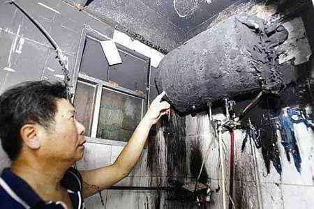 东莞一学生洗澡触电身亡用这种热水器的家庭快看我家的都拆了