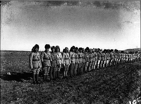 张作霖的东北军有多强,难怪中原大战东北军一入关,胜负就分