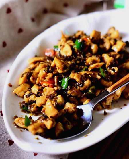 芽菜碎米鸡,年代的味道