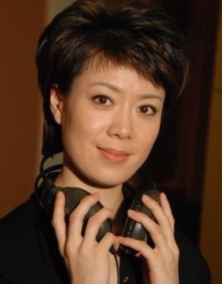 央视最"接地气"女主播,获主持界最高奖"金话筒"奖,婚姻成谜|主播|女主