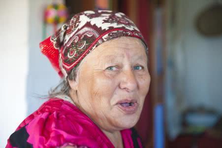 中国境内唯一的纯种白人, 现已完全被归化