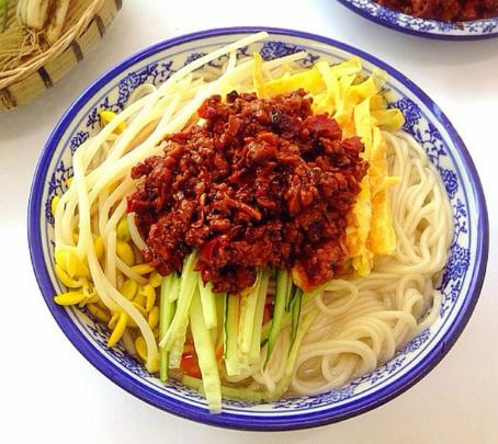 手把手教你做肉酱面,这样做太好吃了,吃完一碗太满足了!