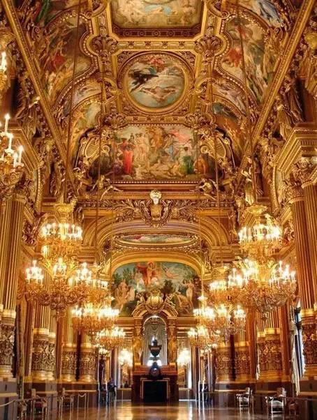 倾一国之力,集当世设计翘楚,这些宫殿城堡吸引游客最多