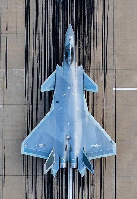 j20踹门的好伙伴tl20小直径炸弹真厉害也