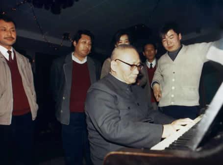 毛主席最后一个儿子毛岸青珍贵照片, 年轻英俊