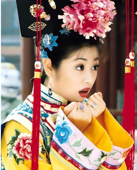 大明湖畔的紫薇格格最美最全古装照独领风骚谁敢比美