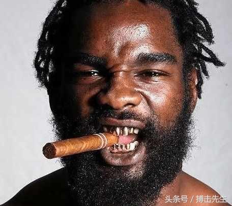 他是最混蛋的拳手!打架,吸毒,坐牢,来中国还想泡中国妹子