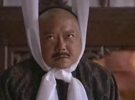 为何乾隆刚刚驾崩, 和珅就悬梁自尽!