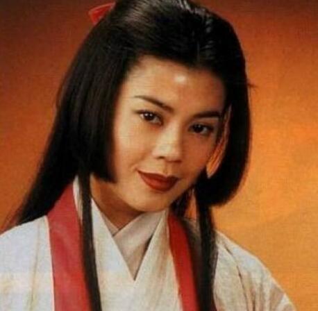 盘点六个版本的任盈盈袁咏仪美艳她经典她却成了笑话