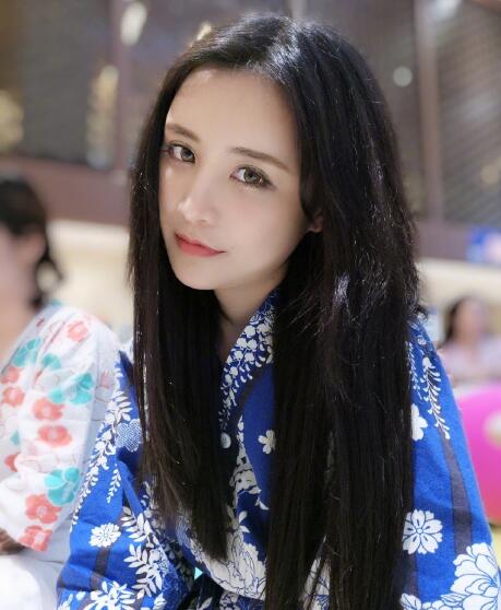 斗鱼主播礼物总榜贡献总合前十名 阿冷后来居