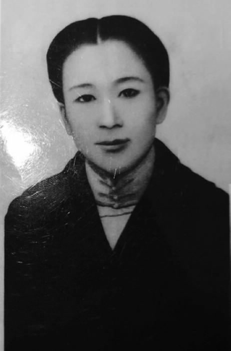 川岛芳子|汉奸|死刑_新浪新闻