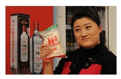 乡村爱情第一部王云扮演者是高霞为啥后来换成了葛珊珊