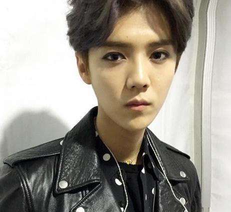 鹿晗代言费已破八位数 只因鹿晗每次都会为粉