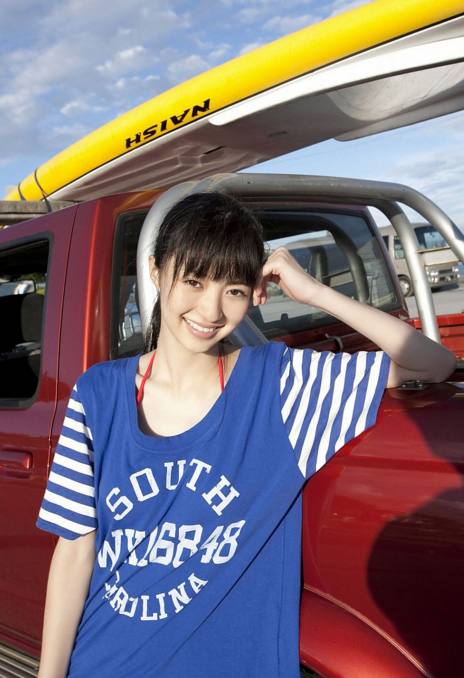 曾大尺度爆红的汽车妹又出新照美到杨幂唐嫣都不敢同框