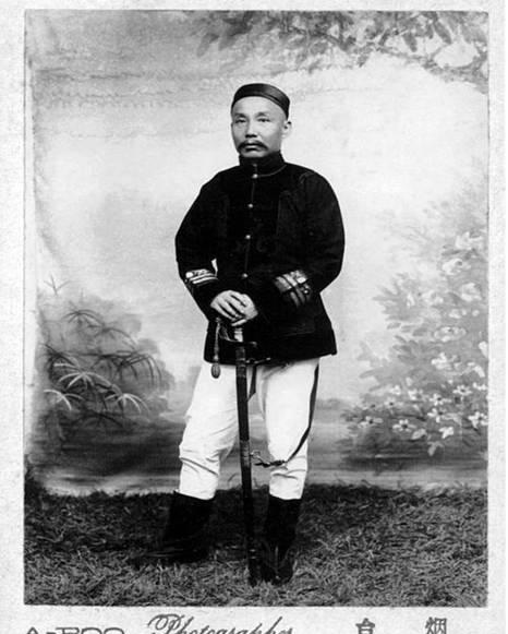 五四女儿冰心她骂过林徽因与吴文藻伉俪情深颂扬母爱与童真