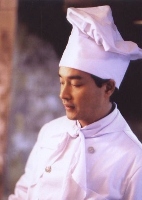 一部经典香港电影 1995年贺岁档 满汉全席最大魅力在于饮食功夫片