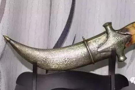 利刃也有曲线美!S形弯刀匕首|弯刀|匕首|S形|印度|刀柄_新浪新闻
