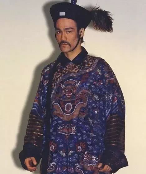 李小龙珍稀邵氏古装试妆照,饰演年羹尧,相信很多人都没见过