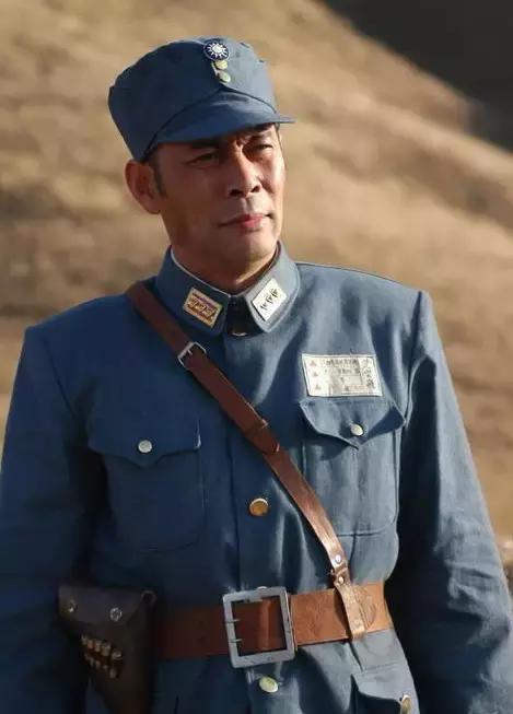 张光北一家近照:和妻子恩爱29年,女儿漂亮如今也是明星!