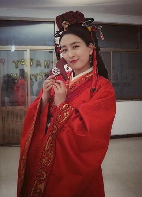 巴清传马苏剧照美炸,剧中演范冰冰的姐姐!