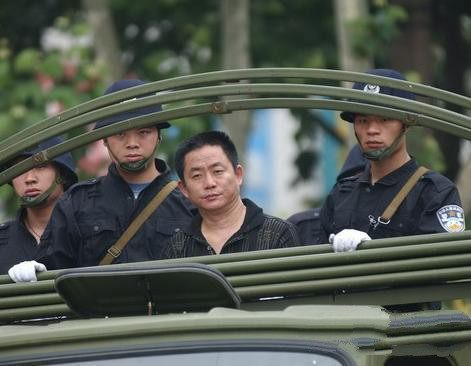 他只有高中文化,却在90年代称霸河南黑道,实力不输东北乔四爷!