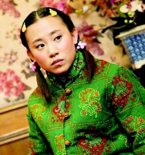 从小被母亲抛弃, 12岁登台还债, 跟赵本山上舞台走红, 婚姻幸福