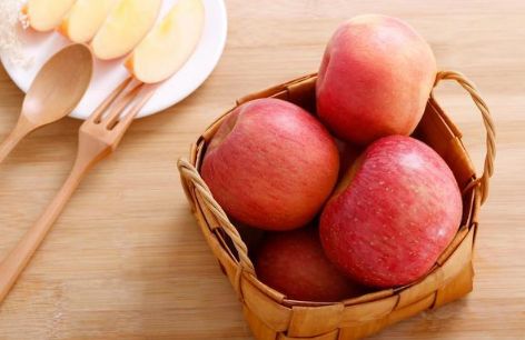 爱吃苹果的注意:苹果7大好处,5大禁忌!这些情况下吃了很不好