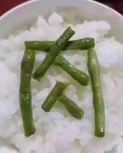 内涵笑话搞笑段子图片:有一个吃货妹妹是怎样的一种体验