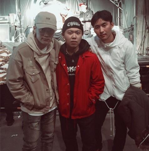 PG One不仅长得帅，衣服搭配上有个爱好！