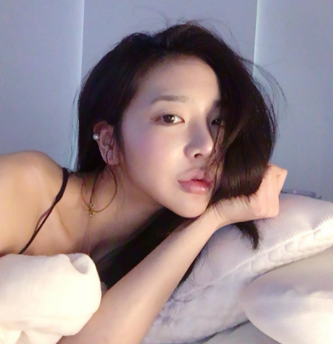 韩国健身冠军李燕花傲人身材