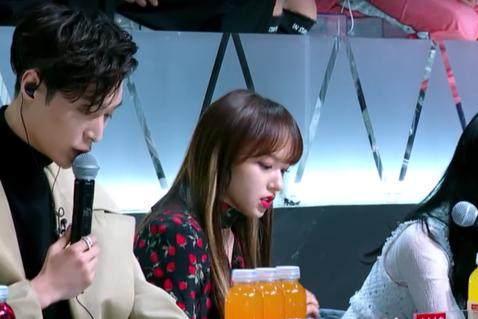 《练习生》程潇被质疑!却无意暴露和王思聪关