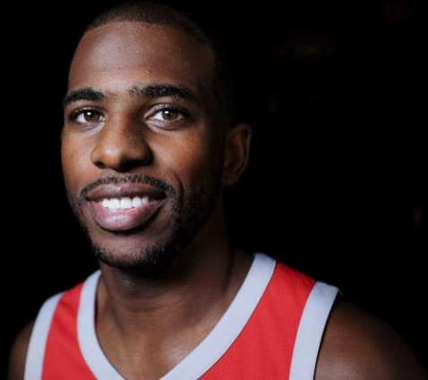 保罗现在恐怕不会同火箭队续约,今年夏天他有自己的打算,期待吧