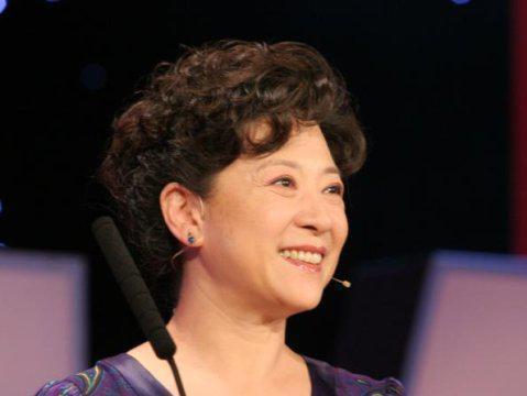 她是"天下第一嫂", 丈夫被误李连杰师兄, 夫妻恩爱成模范|王馥荔|恩爱