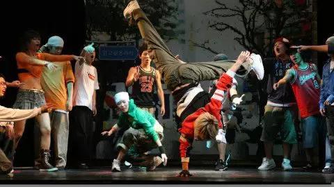 《这!就是街舞》科普贴:locking,popping你看懂了吗?