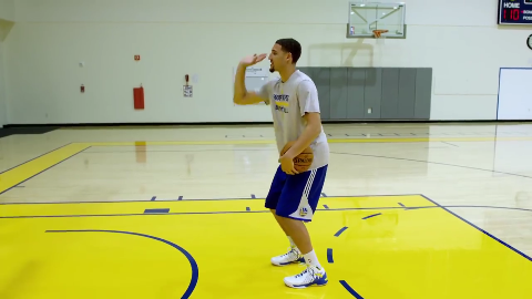 汤普森教你他的投篮姿势是如何养成的!