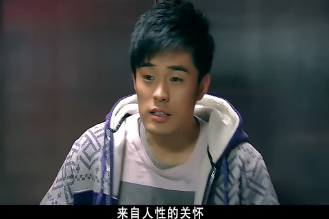 爱情公寓:一菲质疑小贤为何懂忧郁症状,原来他之前也被带绿帽子