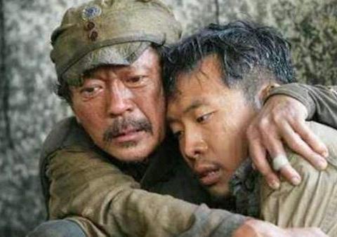 《我的团长我的团》中郝兽医是个什么样的人|兽医|炮灰|好人|团长|伤心_新浪新闻