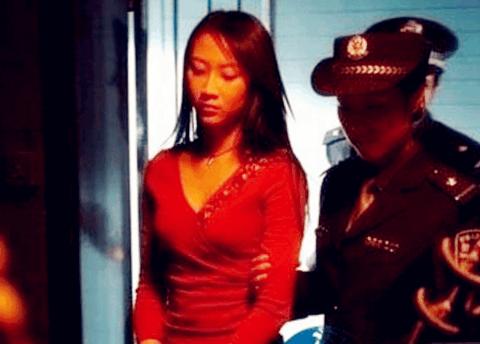 死刑犯在执行死刑前突发急病，行刑人或医生要不要抢救？|死刑|死刑犯|医生_新浪新闻