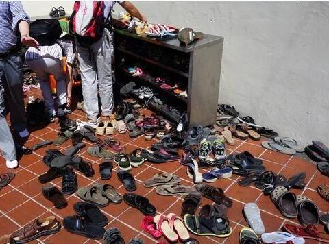 家门口鞋子又多又乱？老妈用了“它”，密麻麻的鞋子瞬间变整齐|鞋柜|盆栽|鞋子_新浪新闻